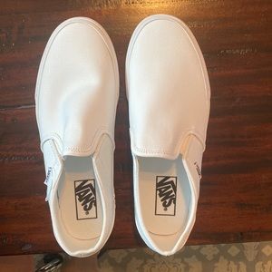 Vans Womens Asher Slip On Canvas True White Size 9 shoes VN0A32QMI7Q (New)